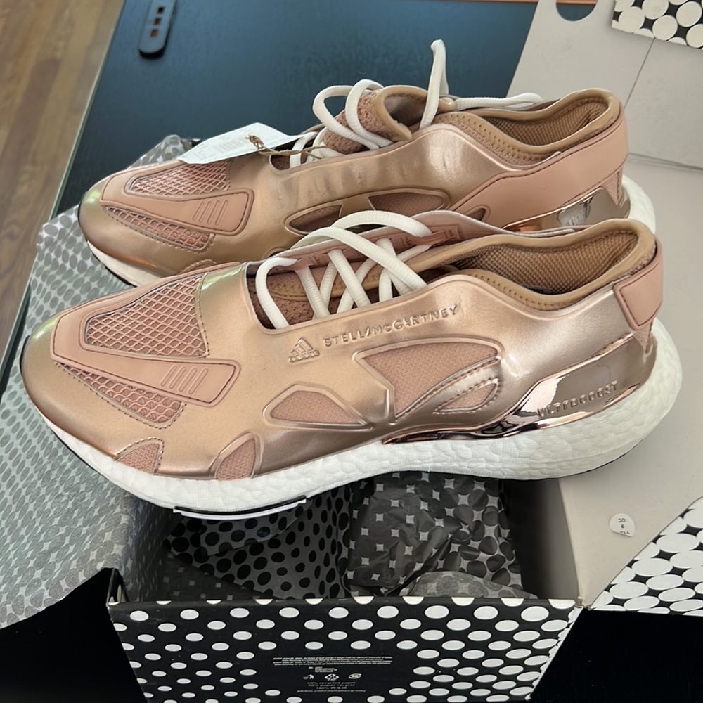 Stella McCartney aSMC Ultraboost 22 - Picture 2 of 5